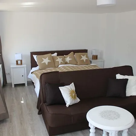Eifel Charlotte Holiday home *