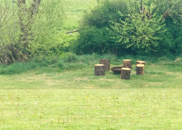 Eifel Charlotte بيت للعطل