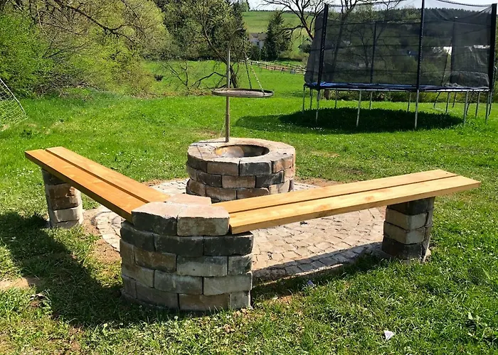 Eifel Charlotte * Dahlem (Euskirchen)